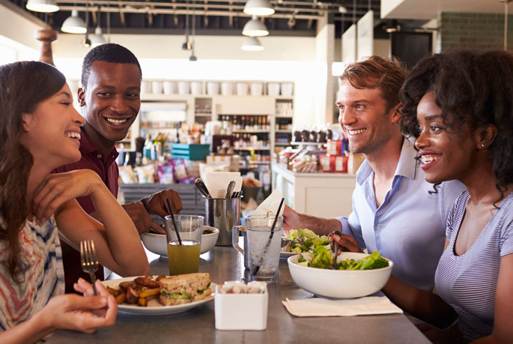 Гадуур хоол идэхдээ анхаараарай.